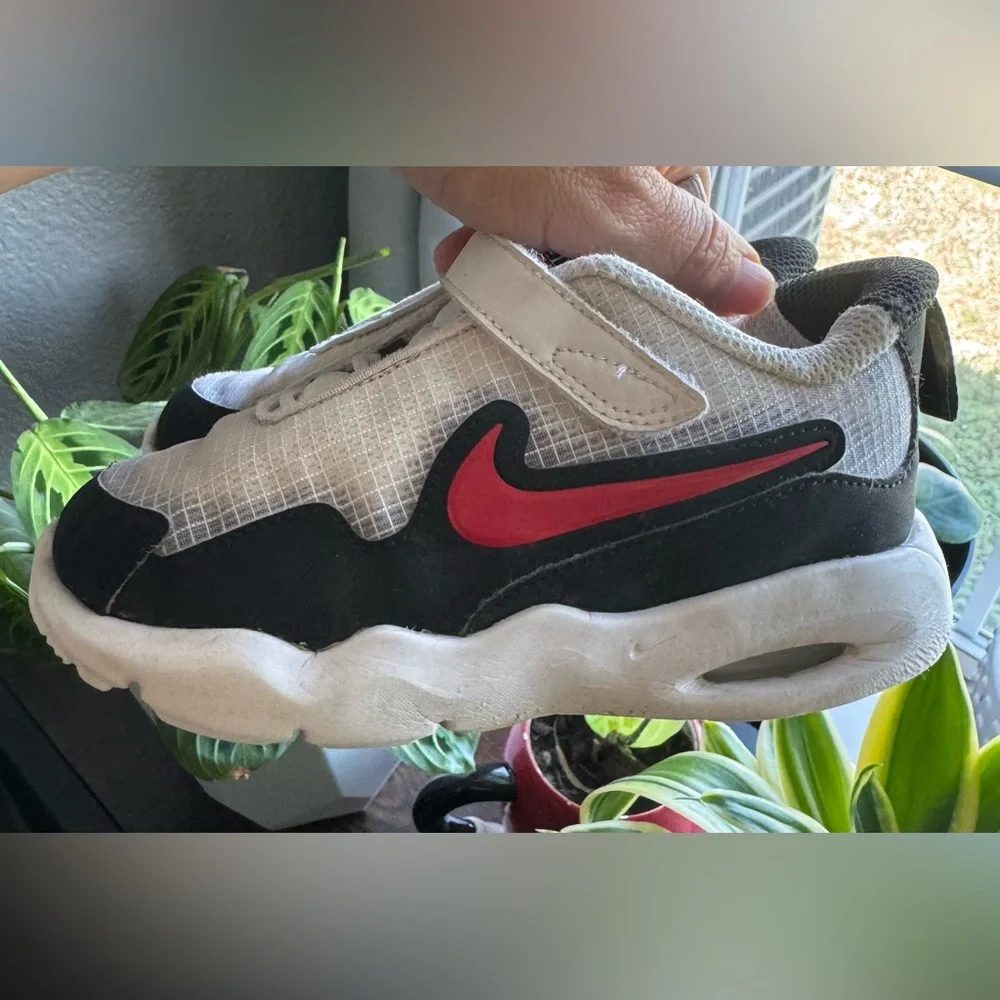 Nike Kids White and Black Sneakers with Red Swoosh